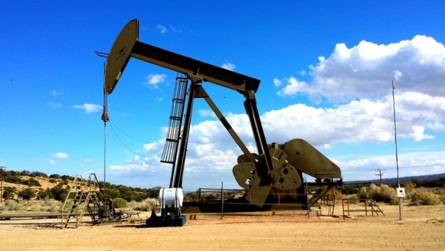 Image: Nine oil and gas workers drop dead on job, regulators blame dangerous hydrocarbon gases